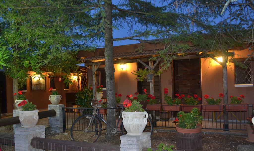 B&B Le Stagioni Кастель-дель-Монте Экстерьер фото